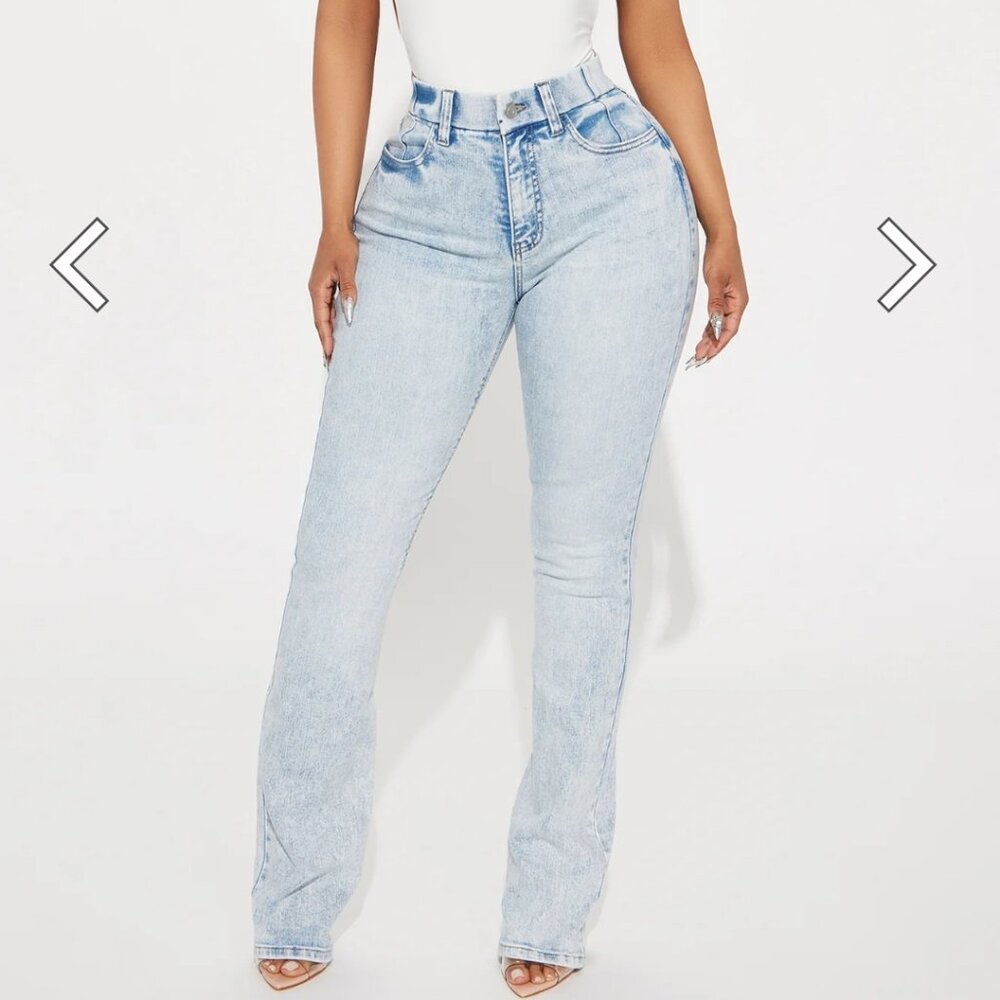 Light Wash Boot Cut High Stretch Jeans Size 7